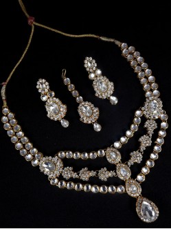kundan-jewellery-3G530FN4955